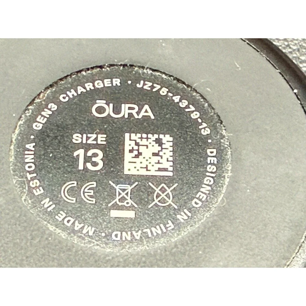 Oura Ring Gen 3 Heritage Brushed Silver - Size 13 with Charger.  JZ75-4379-13